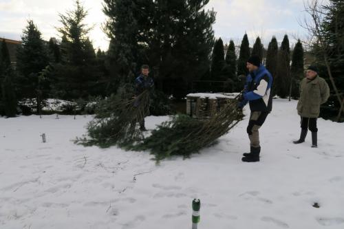 Osádzanie – Vianočný stromček Horný Hričov 2016