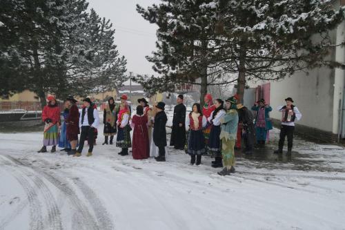 Fašiangy 2017 Horný Hričov sprievod časť 1.