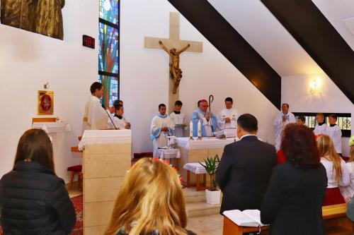 Požehnanie kostola sv. Cyrila a Metoda v Hornom Hričove biskupom Mons. Tomášom Galisom